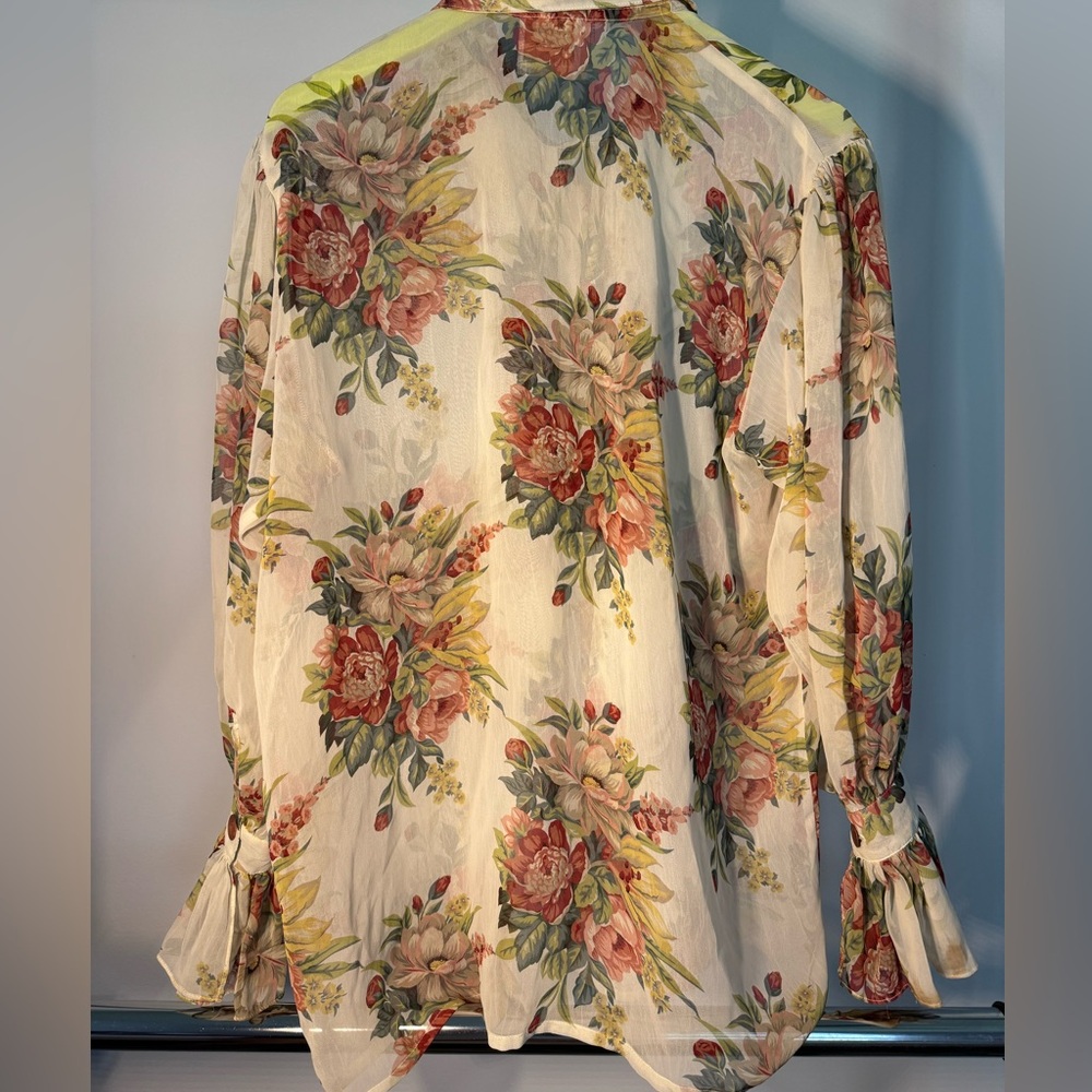VINTAGE Floral Ruffle Blouse - Picture 2 of 7